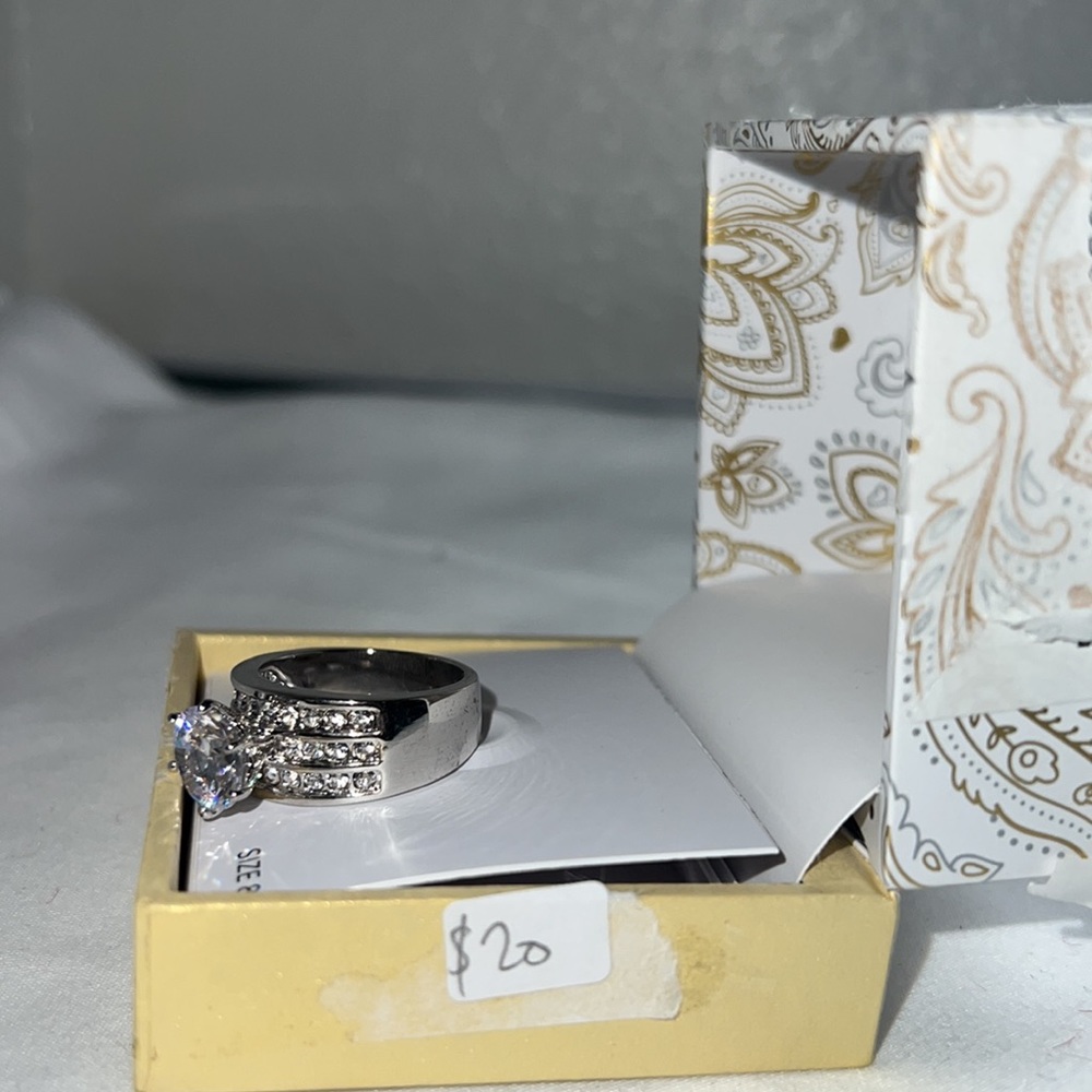CHARTER CLUB RINGS - Picture 4 of 4